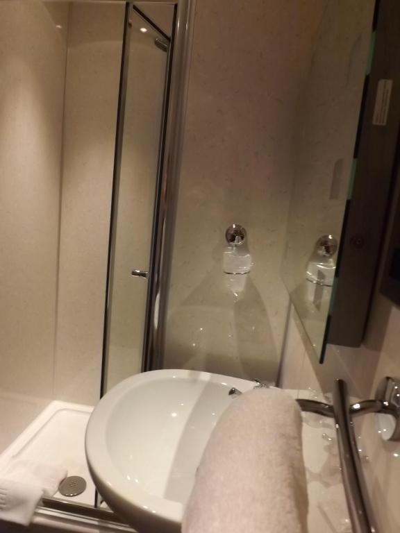 Almond Villa Guest House Перт Номер фото